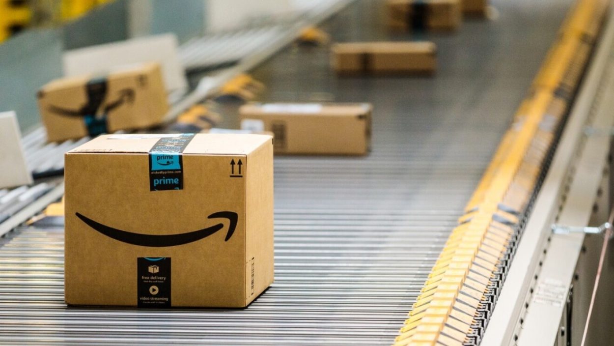 Amazon utilise aussi l'IA pour accélérer ses livraisons