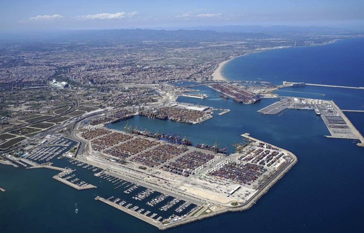 Avec ses projets d'extension dans les conteneurs et la logistique, Valence veut rester dans la course
